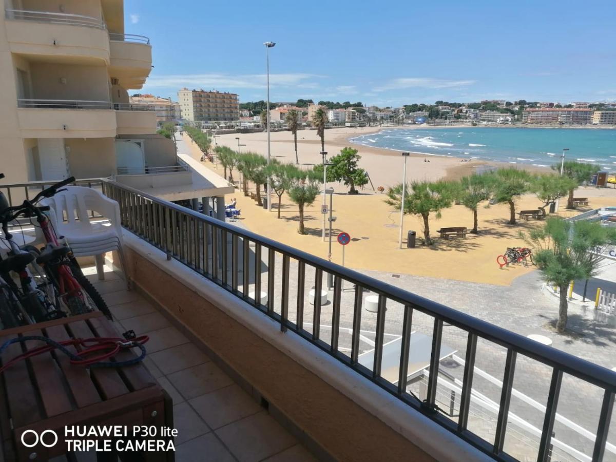 Apartament Riells Playa L' Escala Zewnętrze zdjęcie